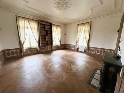 Demeure - 852 m² - 15 pièces