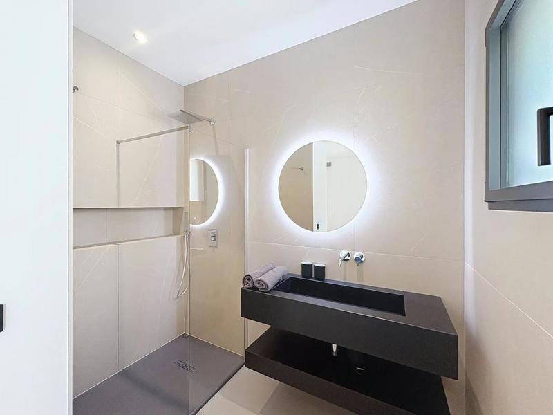 Villa - 180 m² - 6 pièces