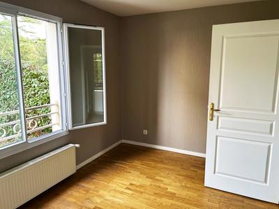 Appartement - 92 m² - 4 pièces