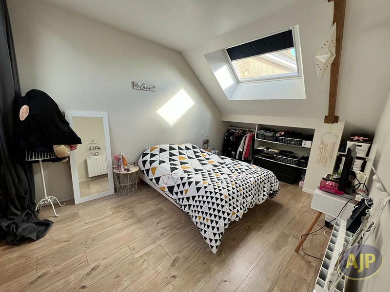 Maison - 84 m² - 4 pièces