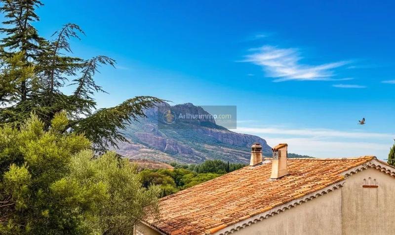 Maison - 112 m² - 4 pièces