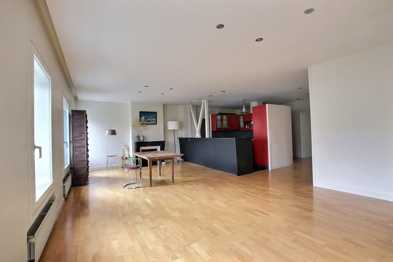 Appartement - 144 m² - 5 pièces