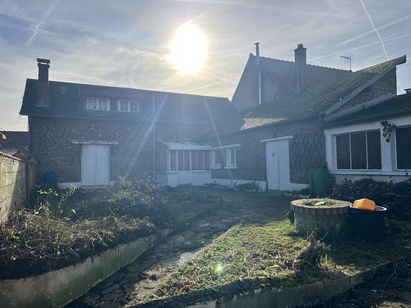 Maison - 85 m² - 5 pièces