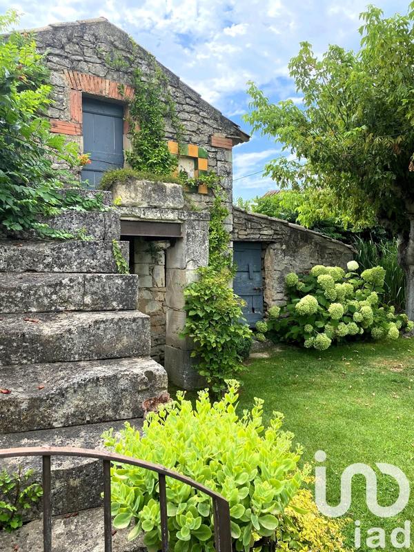 Maison - 420 m² - 14 pièces