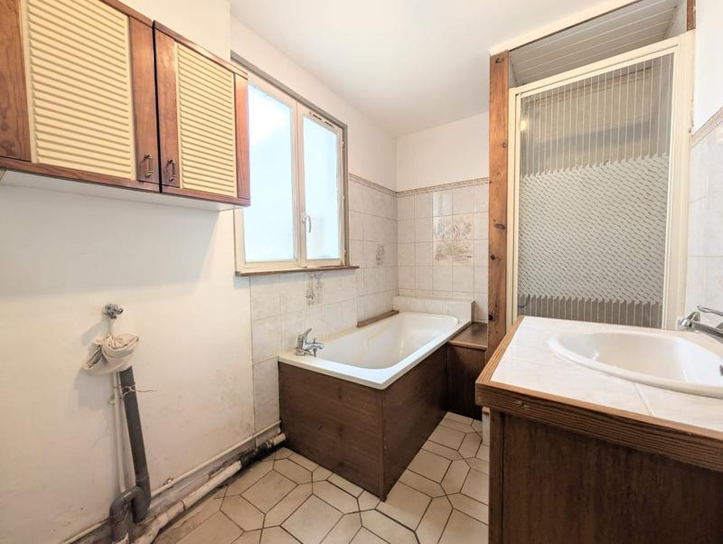 Maison - 107 m² - 5 pièces