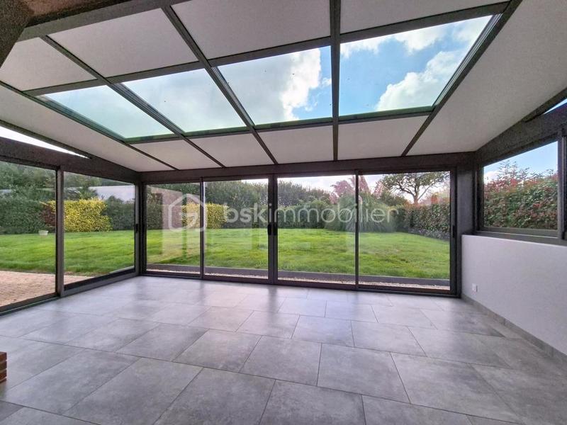 Maison traditionnelle - 195 m² - 9 pièces