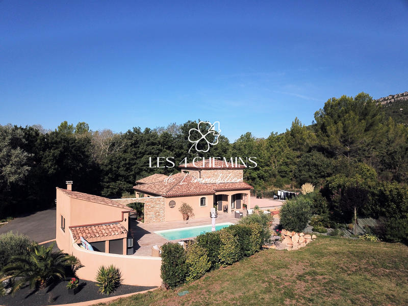 Villa - 140 m² - 4 pièces