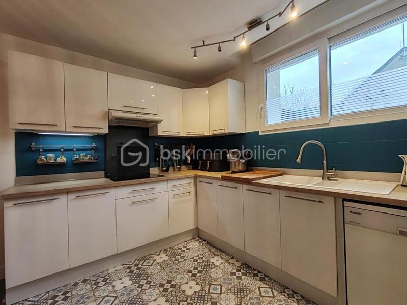 Maison - 104 m² - 5 pièces