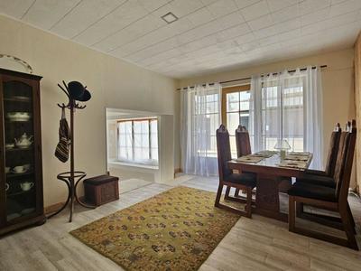 Maison de ville - 195 m² - 8 pièces