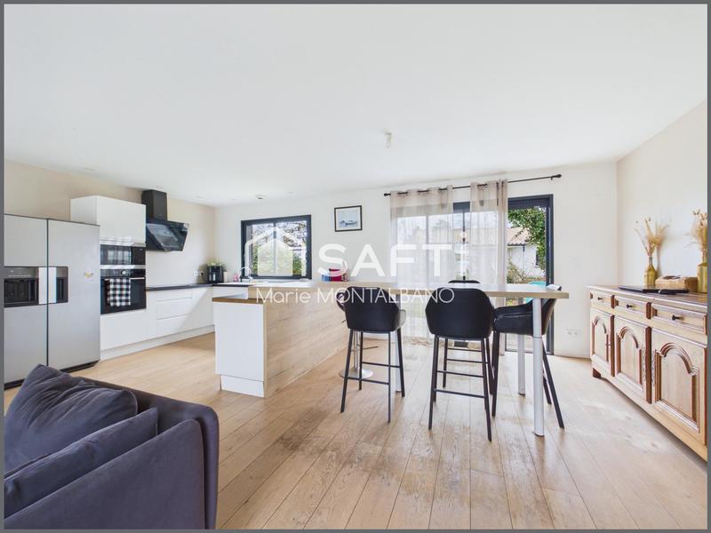 Maison - 97 m² - 4 pièces