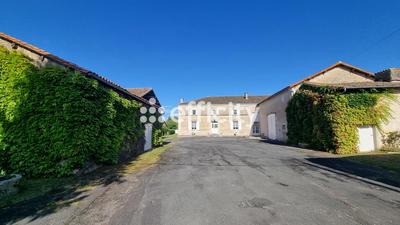 Maison - 206 m² - 5 pièces