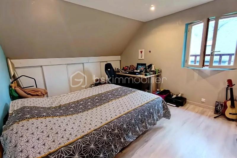 Maison - 155 m² - 7 pièces