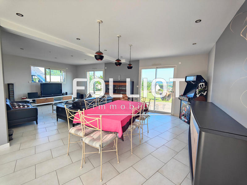 Maison - 155 m² - 5 pièces