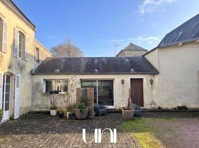 Maison - 292 m² - 11 pièces