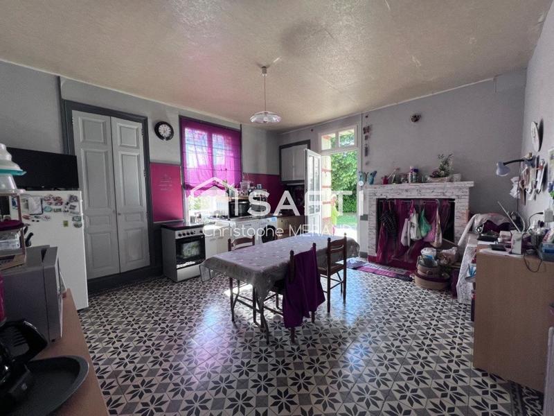 Maison - 148 m² - 8 pièces