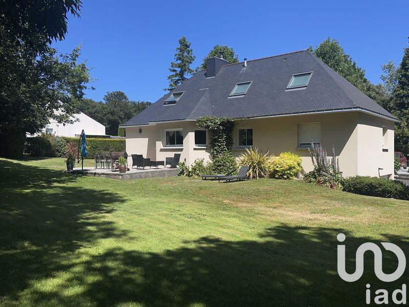 Maison - 178 m² - 10 pièces