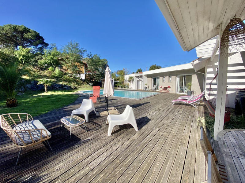 Maison - 150 m² - 6 pièces