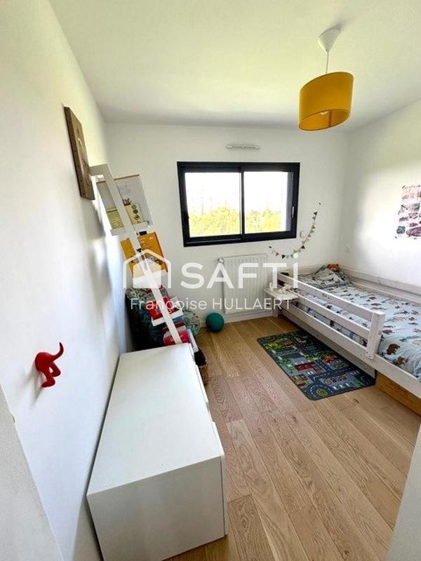 Maison - 121 m² - 6 pièces