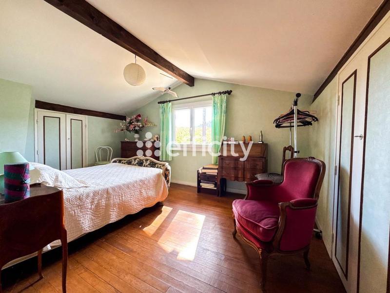 Maison - 145 m² - 5 pièces