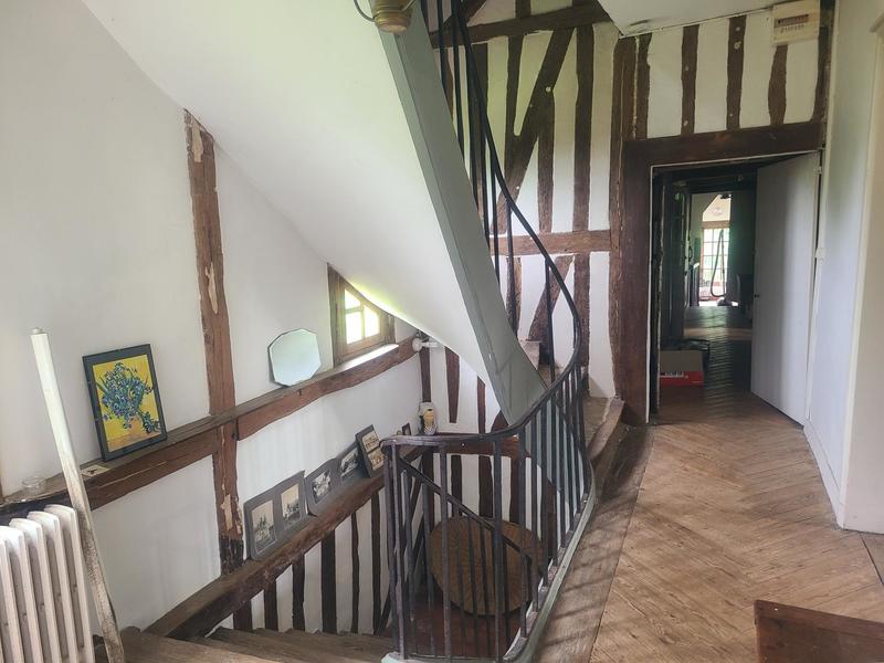 Propriété - 321 m² - 9 pièces