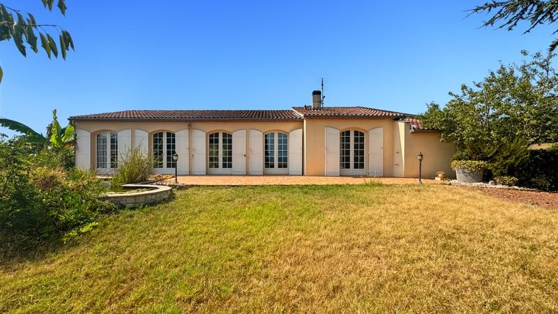 Maison - 184 m² - 6 pièces