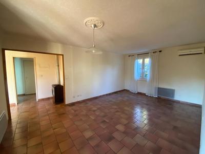 Villa - 80 m² - 4 pièces