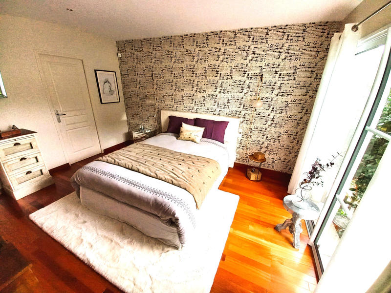 Maison - 195 m² - 7 pièces