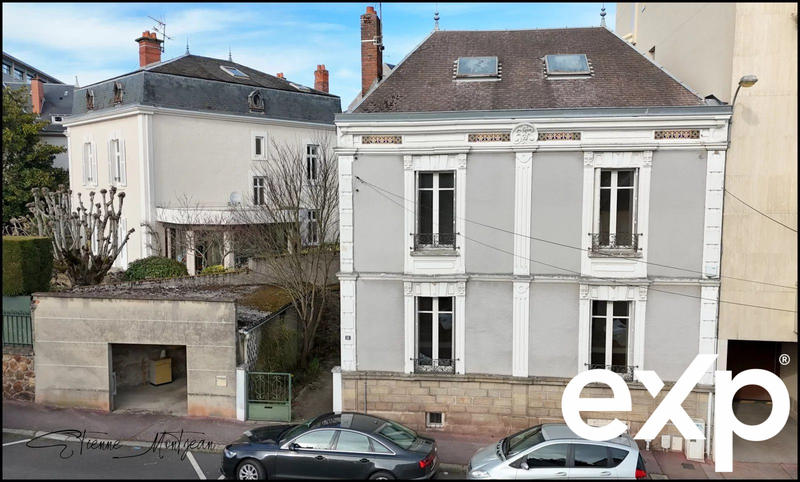 Maison - 191 m² - 10 pièces