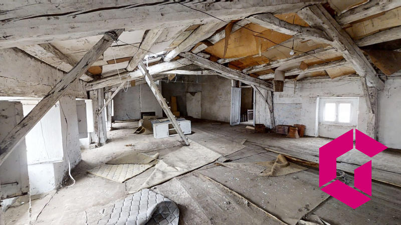 Maison - 552 m² - 15 pièces