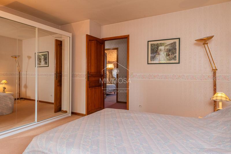 Maison - 145 m² - 6 pièces