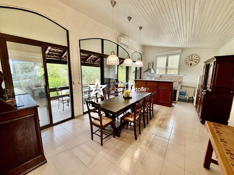 Maison - 135 m² - 7 pièces