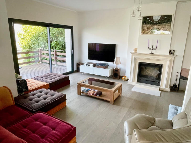 Maison - 226 m² - 6 pièces