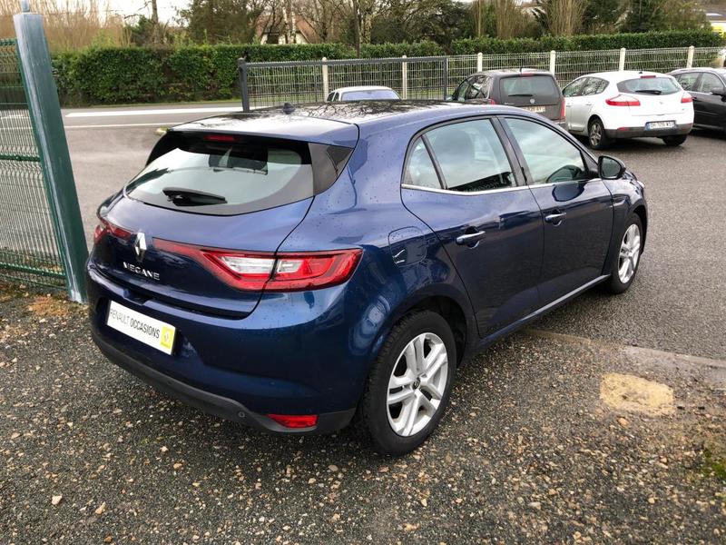 Renault Mégane IV Blue Dci 115 Business Edc