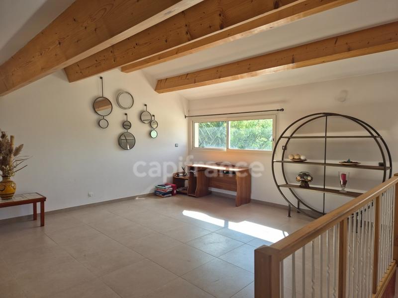 Maison - 173 m² - 5 pièces