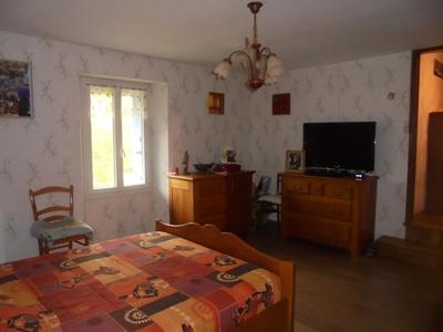 Maison - 180 m² - 7 pièces