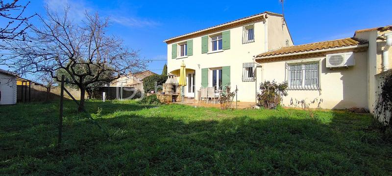 Maison - 102 m² - 5 pièces