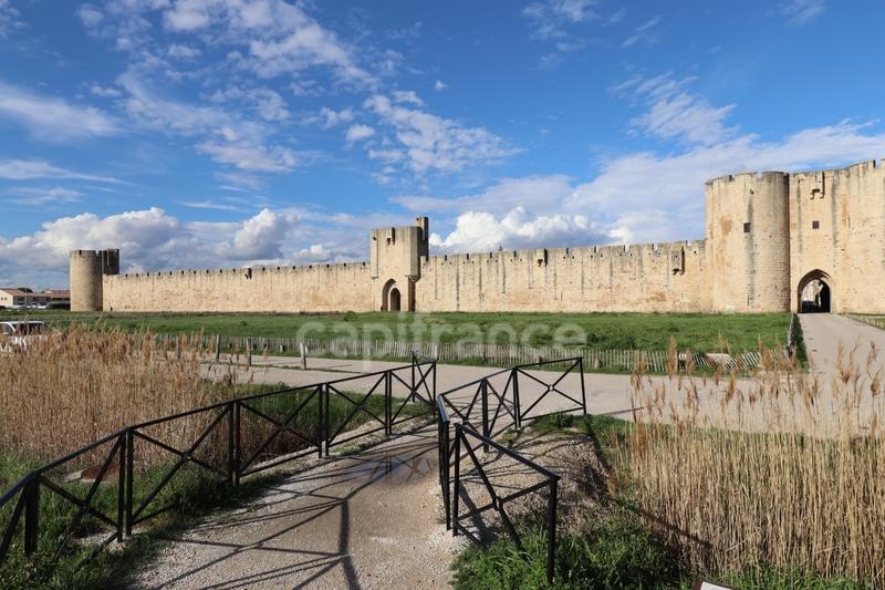 Fonds de commerce - 1 200 m²