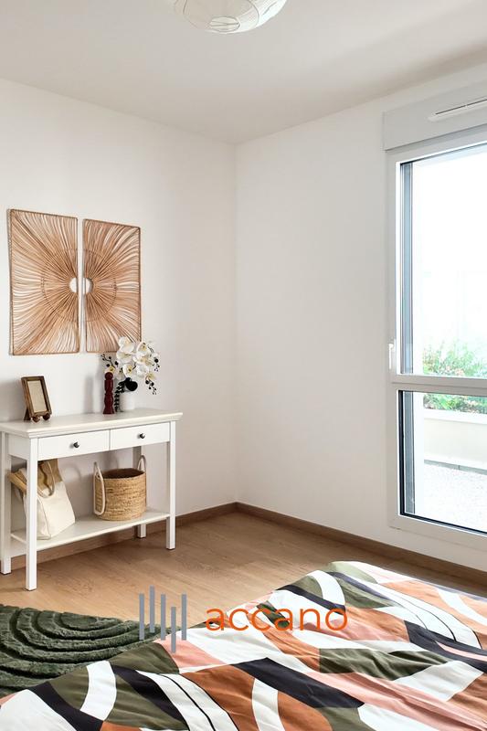 Appartement - 100 m² - 5 pièces