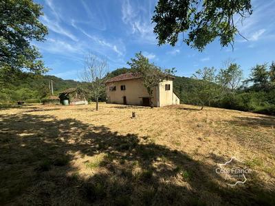 Maison - 75 m² - 5 pièces