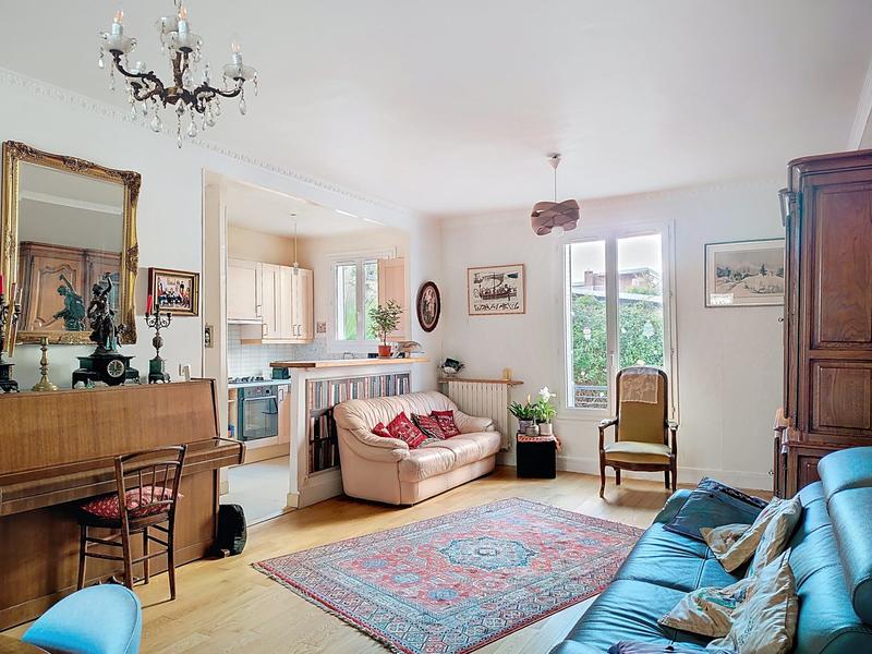 Maison - 88 m² - 5 pièces