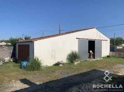 Parking / Garage - 98 m²