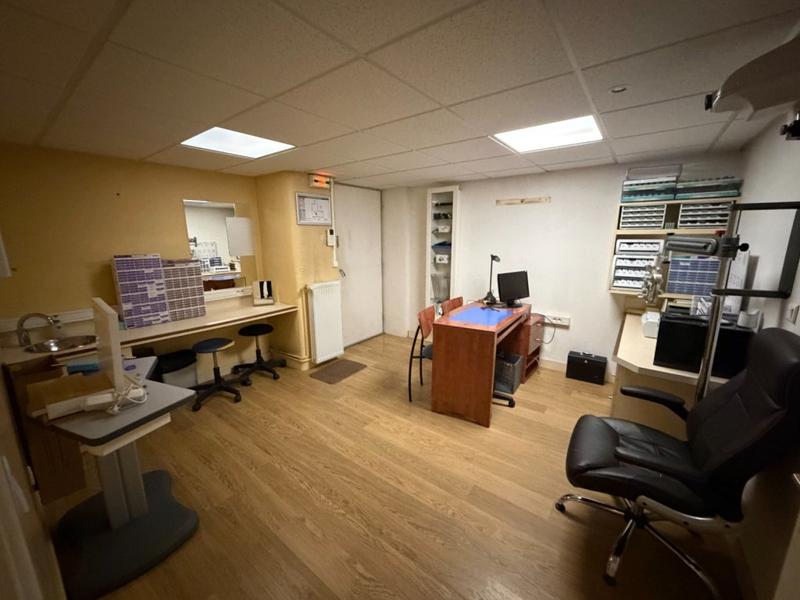 Local commercial - 125 m²