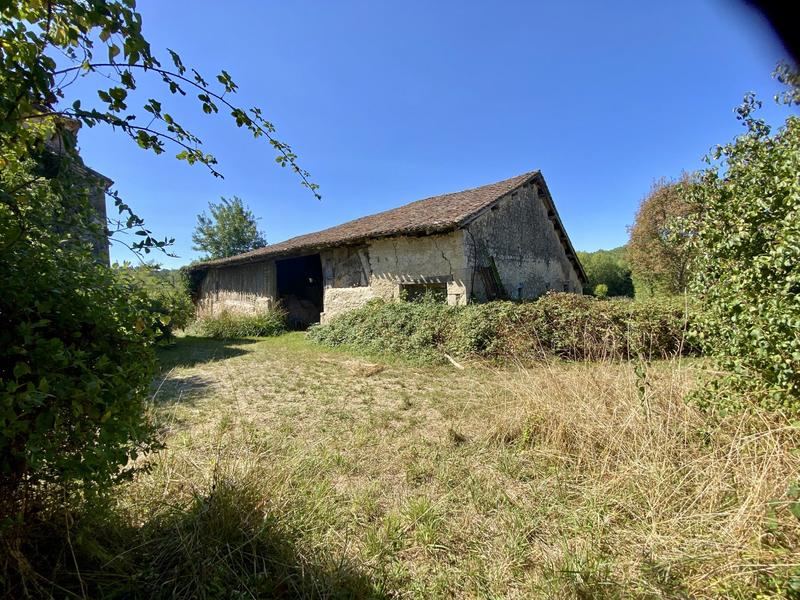 Maison traditionnelle - 373 m² - 5 pièces