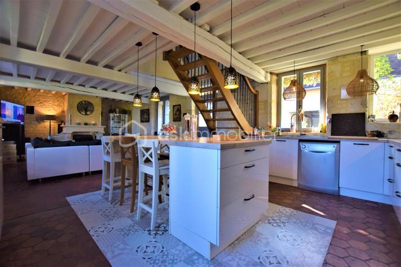 Maison en pierre - 164 m² - 7 pièces