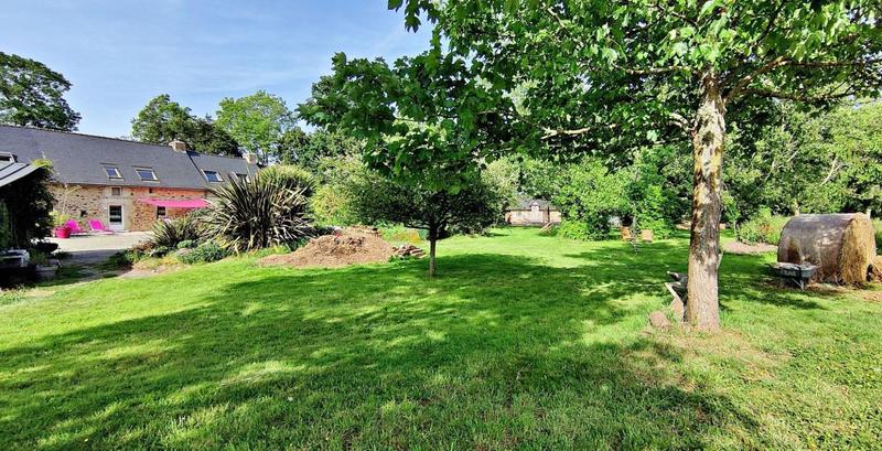 Demeure - 350 m² - 14 pièces