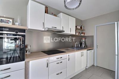 Appartement - 74 m² - 3 pièces