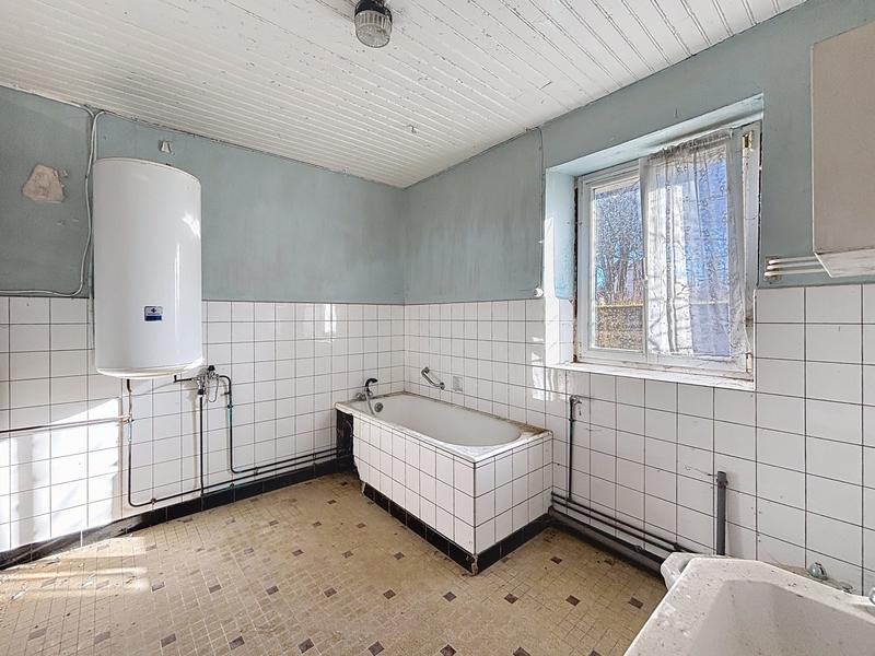 Maison - 180 m² - 9 pièces