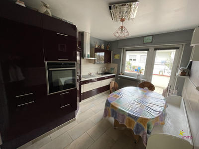 Maison - 100 m² - 4 pièces