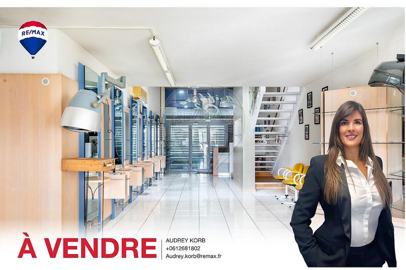 Local commercial - 170 m² - 4 pièces