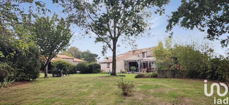 Maison - 140 m² - 8 pièces